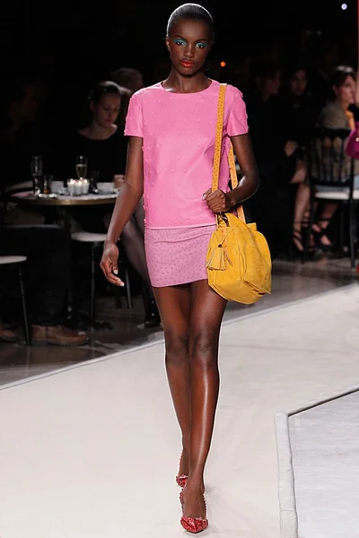 Look 1